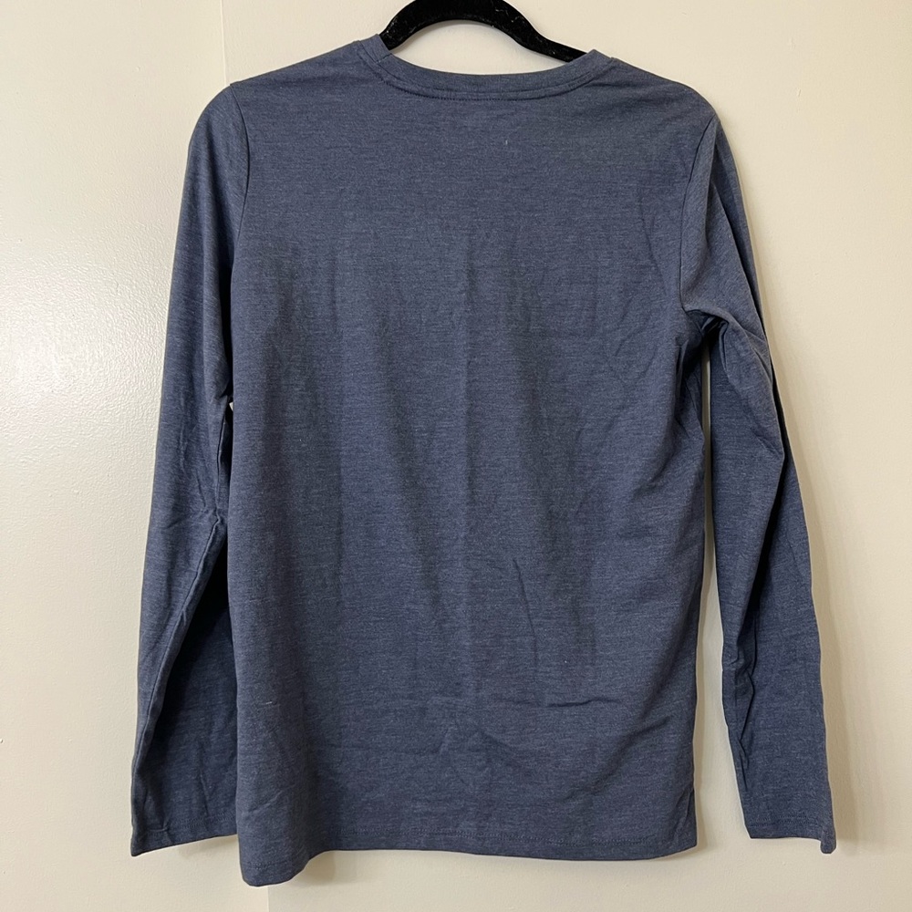 Cat & Jack Long Sleeve shirt - Picture 2 of 6